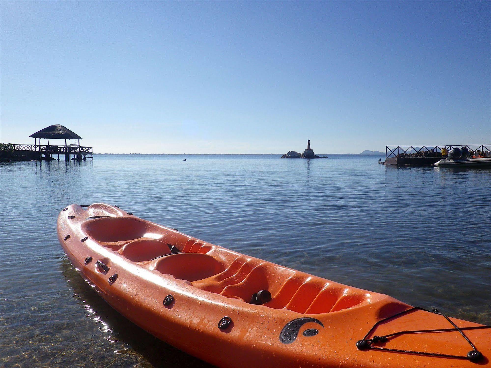 Blue Zebra Island Lodge Senga Екстер'єр фото
